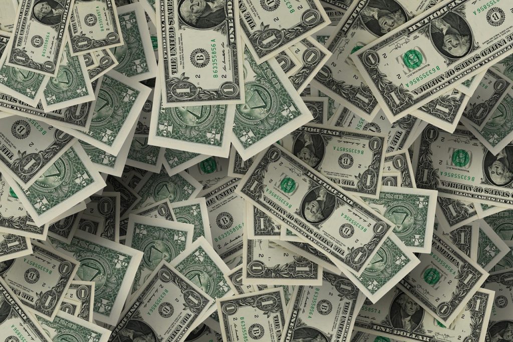 8 Quiet Signs You're Actually Winning With Money